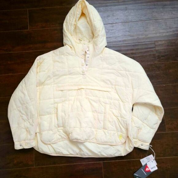FREE PEOPLE MOVEMENT NWT Pippa Packable Puffer Jacket - Soft Sun - Picture 2 of 9